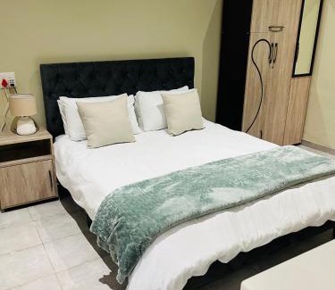 Constantia Kloof Apartment | The Corner Nest