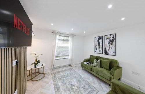 London Borough of Bromley House | The Cornerstone Cottage