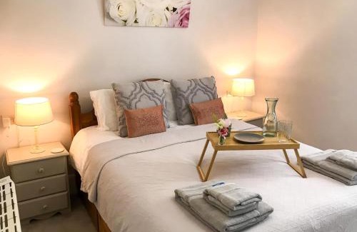 Camelford Apartment | The Cornish Peak Beautiful Apartment In Grade 2 Listed Building In Cornwall By StayStaycations