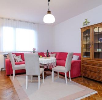 Visoko House | The Cosmic Gate Apartments