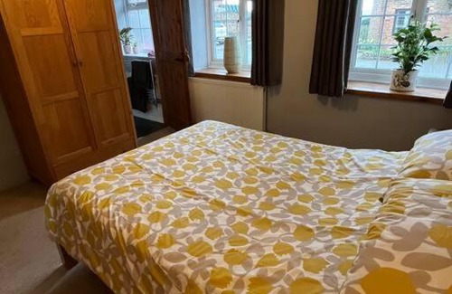Boreham Street House | The Cosy Cowshed on the 1066 Country Walk