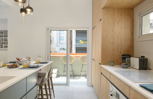 Tel Aviv Apartment | The Cosy Nest! – HOVEVEI TSYION/BEN YEHUDA