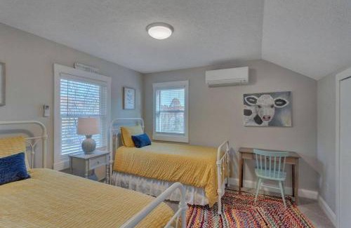 Afton House | The Cottage @ Afton Mountain- Close to Wineries!