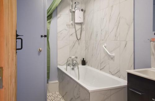 Shirley House | The Cottage At Canefield Farmhouse