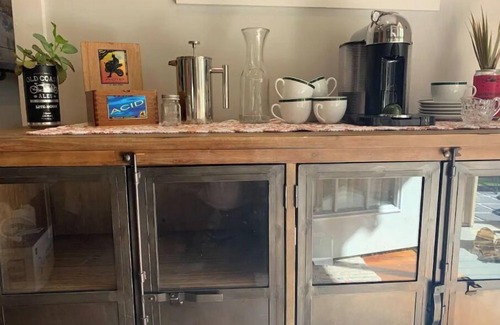 Lincolnville Cottage | The Cottage at Kings Ferry Cottage - The Place to Be!