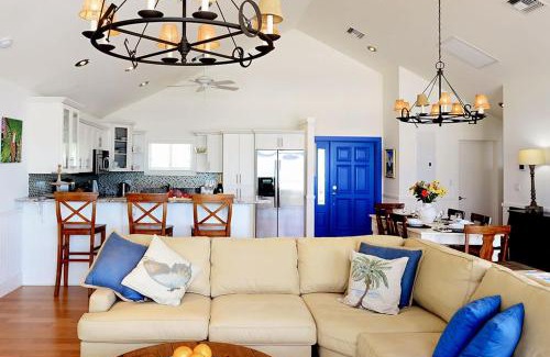 North Side House | 'The Cottage' at Rum Point - Private Getaway