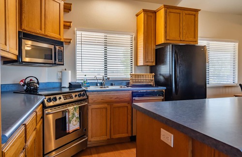 Paso Robles House | The Cottage at Loving Farm-A Vegan Sanctuary for Animal Lovers!