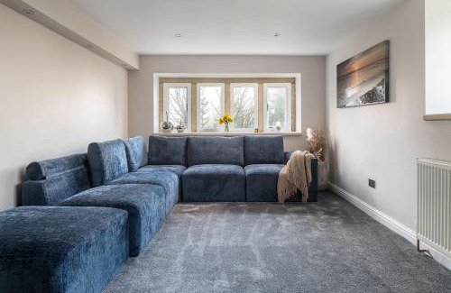 Saddleworth House | The Cottage at Runninghill