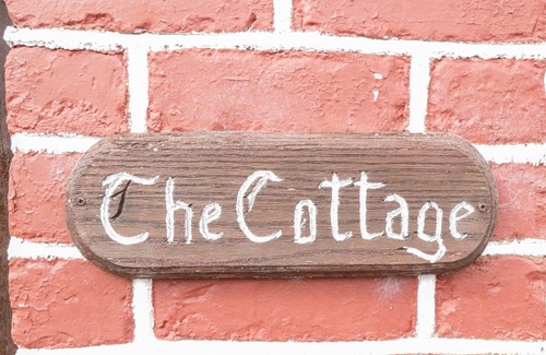 Newport Cottage | THE COTTAGE, family friendly, with open fire in Newport, County Mayo