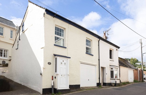 Budleigh Salterton Cottage | The Cottage, Budleigh Salterton - a cottage that sleeps 4 guests in 2 bedrooms