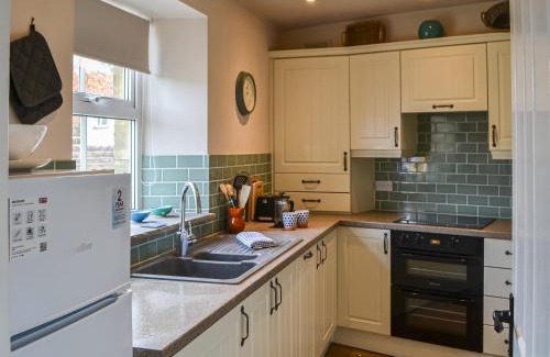 Lesbury House | The Cottage