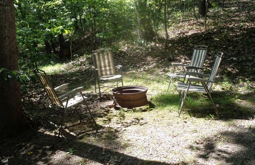Deersville Cottage | The Cottage in the Woods, near Deersville and Tappan and Clendening Lakes