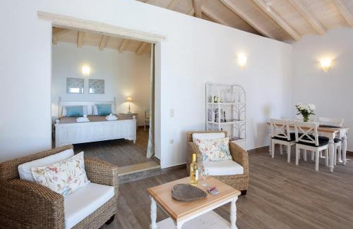 Katavolos Villa | The cottage, Kaminaki Beach