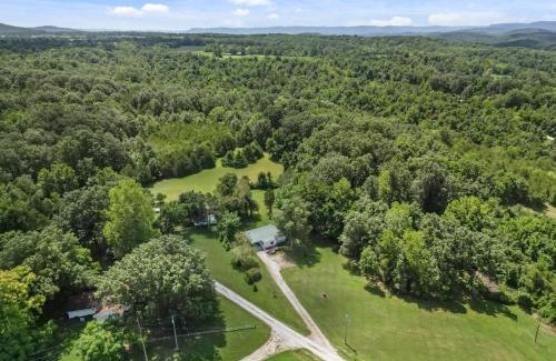 Harrison House | The Cottage on Abbey- Relaxing Summer Getaway in Harrison