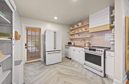 Anna Maria House | The Cottage on Pine - Charming Pine Ave Cottage w/Heated Pool in the Heart of Anna Maria Island