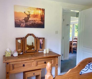Tenbury Wells Cabin | The Cottage On the Common
