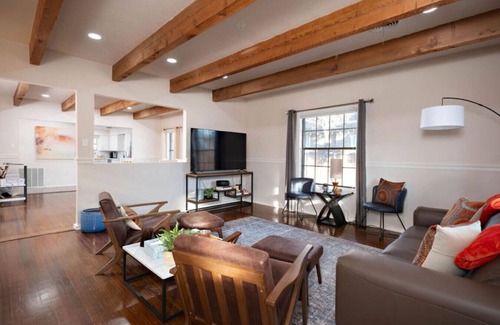 Amarillo House | The Cottage On Tyler