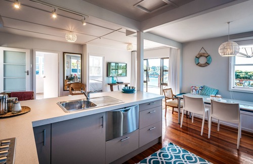 Oneroa House | The Cottage on Waikare, Oneroa | Be My Guest