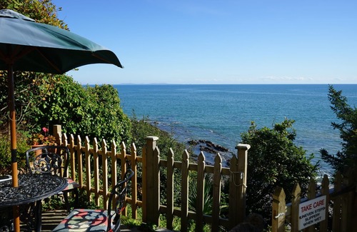 Wiseman's Bridge Cottage | The Cottage - Sea Views, Direct Access to Beach