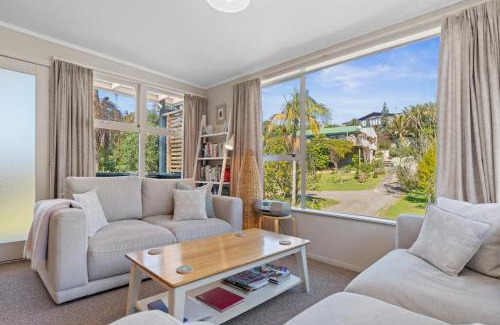 Waihi Beach House | The Cottage - Waihi Beach Holiday home
