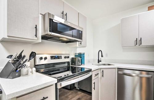 Beaver Apartment | The Cottages Ski-InandOut Retreat - Hike and Explore!