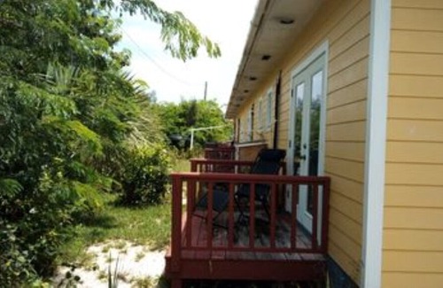 Clarence Town Apartment | The Country Cove Inn
