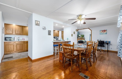 Catawissa House | The Country Escape w/private pool -10 min from Knoebels!