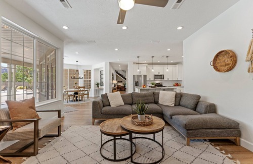Hurricane House | The Country House: 9 Miles to Sand Hollow, HUGE Private Pool, Parking for 13!