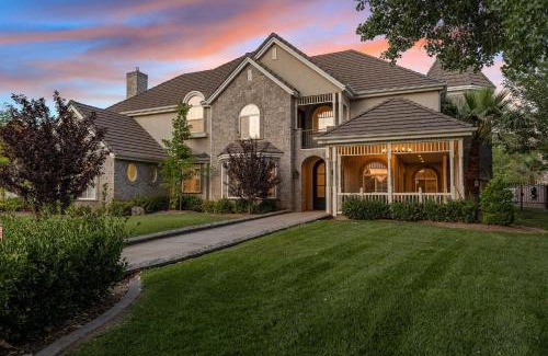 Hurricane House | The Country House home