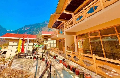 Lachung Hotel | THE COUNTRY HOUSE