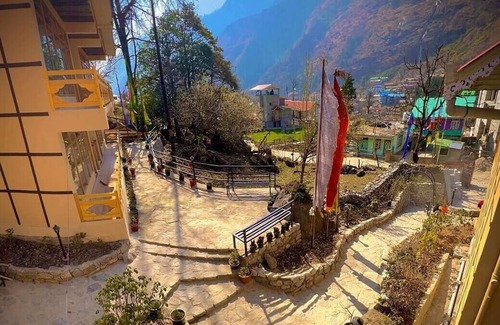 Lachung Hotel | THE COUNTRY HOUSE