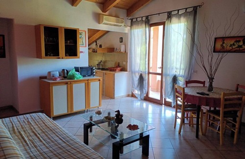 Alghero House | The country-side Walnut