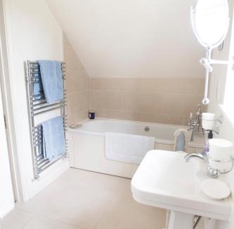 Pulborough Bed & Breakfast | The Countryside Annexe