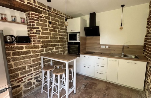 Gaillac House | The countryside in the city center, swimming pool, large garden, quiet.