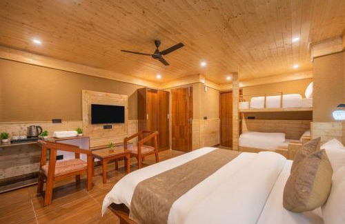 Fagu Hotel | The Countryside Suffer I Balaju Banquet Hall l Stargaze Café l Open Air Multi Cuisine Restaurant l Sky Night Bonfire l Charvi Retreat by Exotic Stays