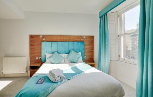 Selkirk Hotel | The County Hotel - Self Check-In, Ultra Fast WI-FI, Free Parking, Central Location