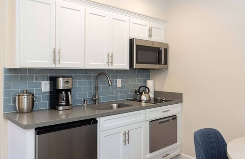 Rio del Mar Apartment | The Couple's Getaway-Seascape Resort Studio