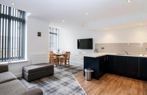 Keith Apartment | The Court Room at The Institute Executive Apartments