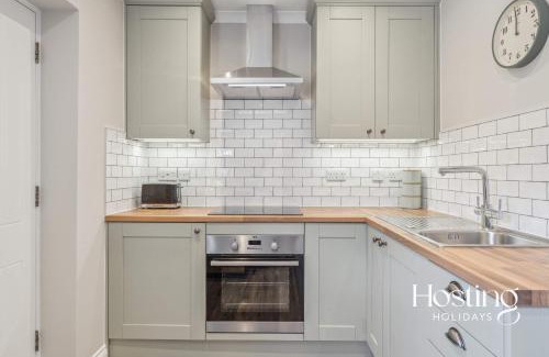 Henley-on-Thames Apartment | The Courtyard Apartments - Rosemary