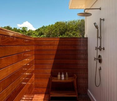 Gregory Town Resort | The Cove Eleuthera