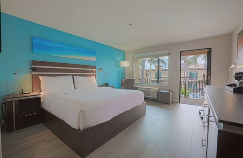 Harbor Hotel | The Cove Hotel, Long Beach