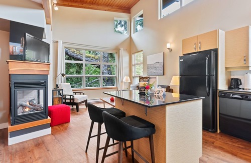 Ucluelet Condo | The Cove I Water Views I Wild Pacific Trails