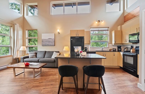 Ucluelet Condo | The Cove I Water Views I Wild Pacific Trails