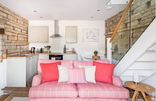 Upton Cheyney Apartment | The Covecote Retreat