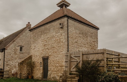 Upton Cheyney Apartment | The Covecote Retreat