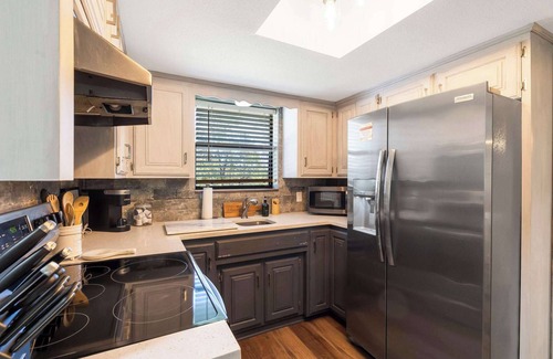 Beaver Shores House | The Coves on Beaver Lake
