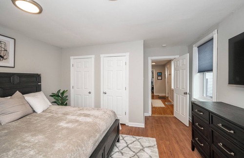 Latonia House | The Covington Cottage – Modern 2 BDR Charmer Close to Downtown