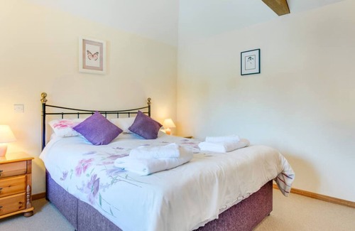 Bodle Street Green House | The Cowshed in the beautiful Hailsham