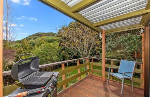 Okiato Cottage | The Cowshed Wairoro Park - Russell Holiday Home