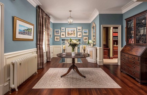 Ayr House | The Coyle House - Donnini Deluxe